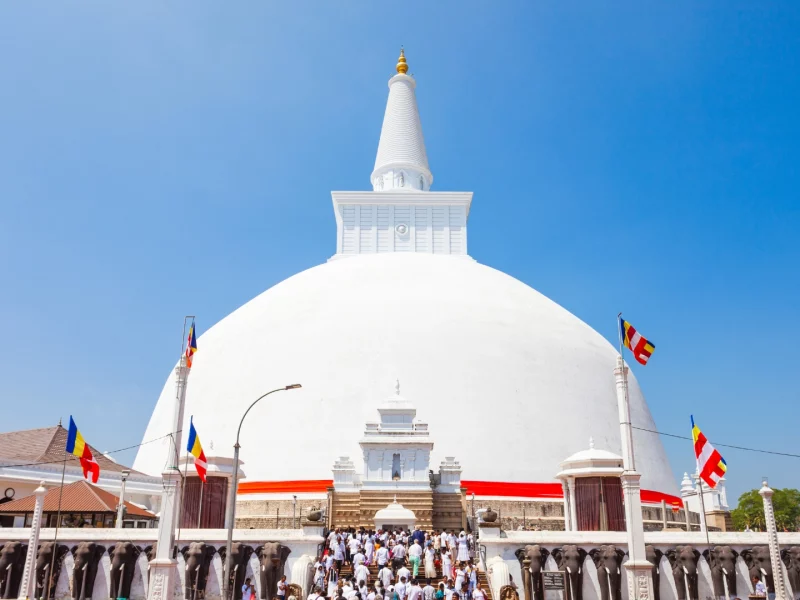 Ruwanweliseya - Canva